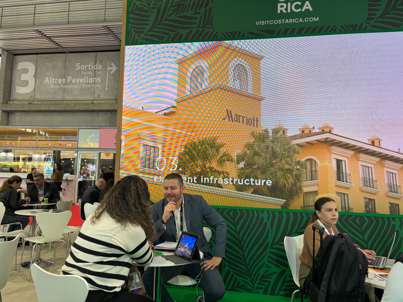 Costa Rica expone sus fortalezas en el turismo de reuniones en la feria IBTM World Barcelona