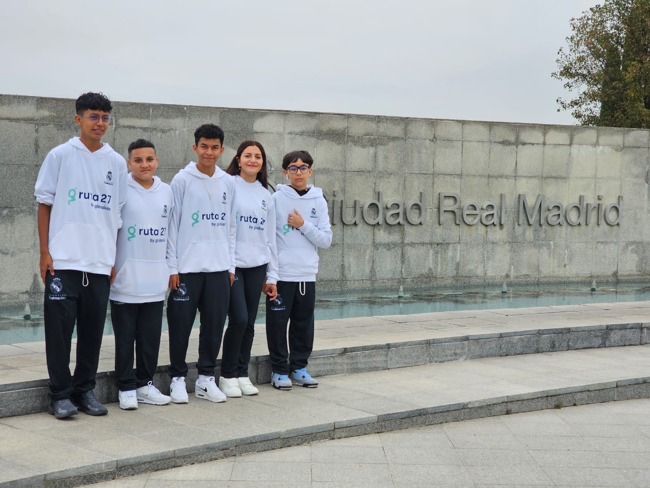 Cinco estudiantes de Guararí inician su aventura en España