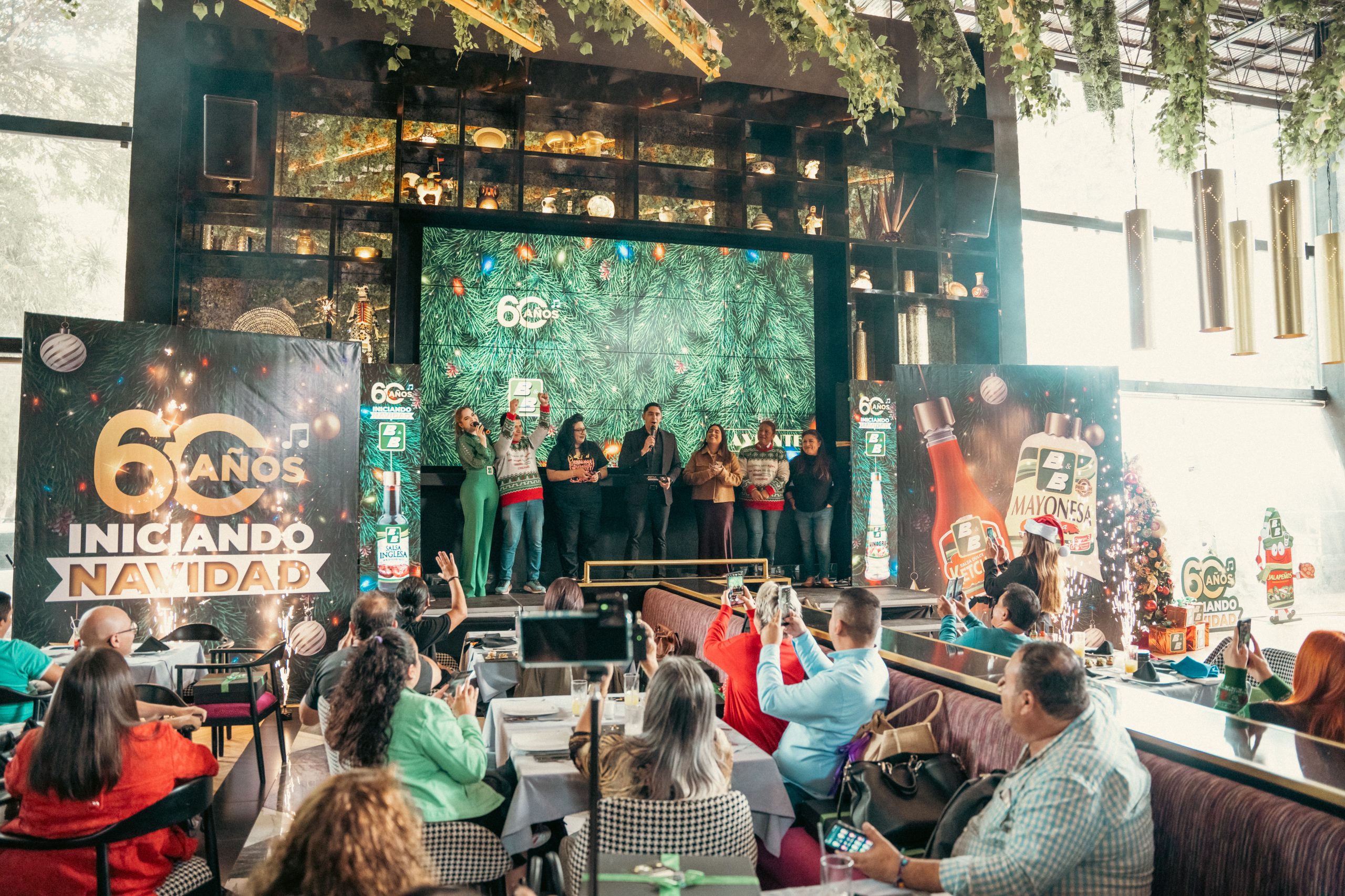 B&B: 60 años iniciando la Navidad de los guatemaltecos