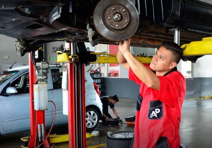 Cómo cuidar y optimizar los frenos de su vehículo