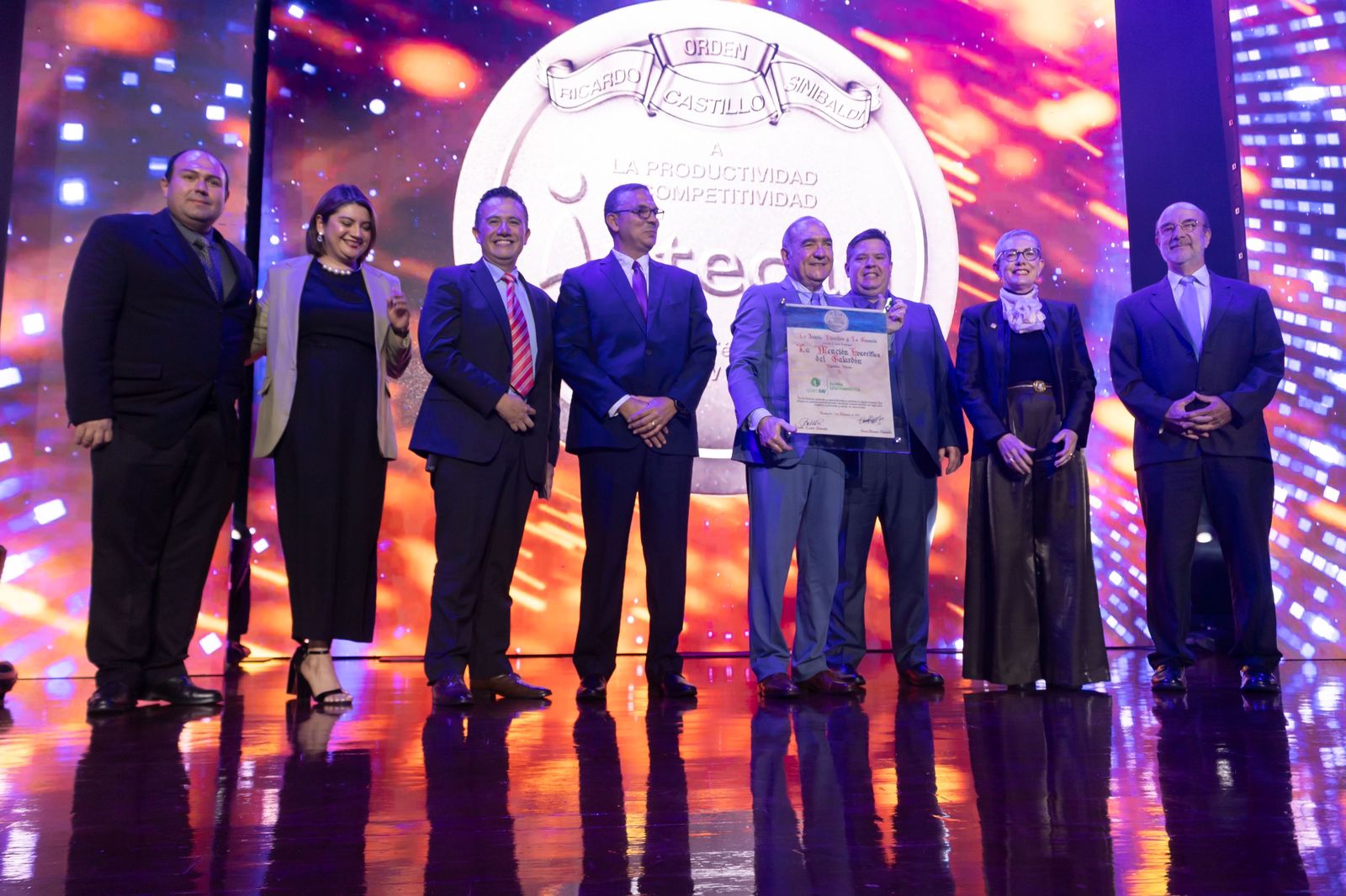 Reconocimiento a la excelencia empresarial