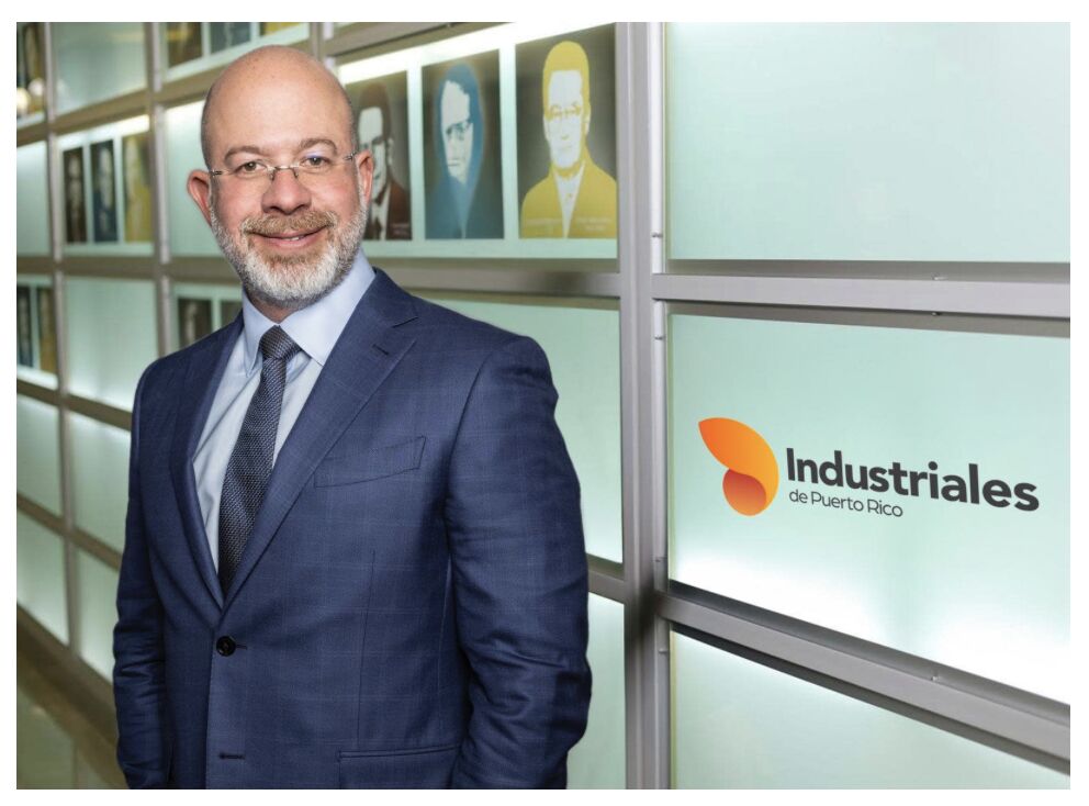 Rafael Vélez asume la presidencia de la Asociación de Industriales de Puerto Rico