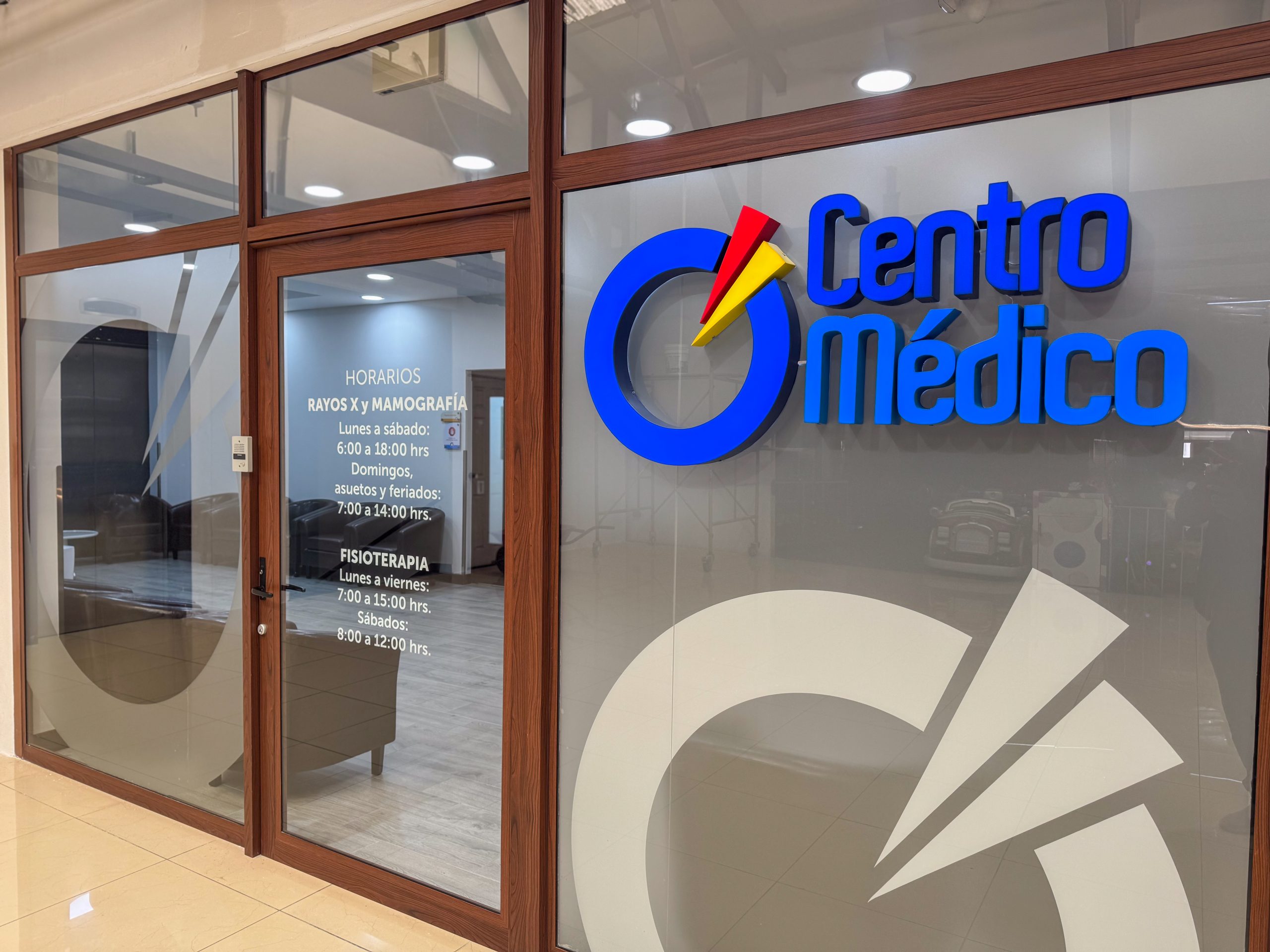 Centro Médico amplia sus servicios en San Lucas en Guatemala