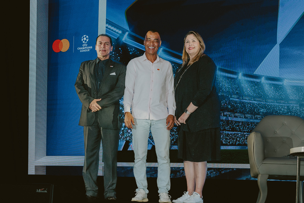 Viajes para vivir la UEFA Champions League son parte de los premios que Mastercard ofrece a los clientes del Banco de Costa Rica este 2025