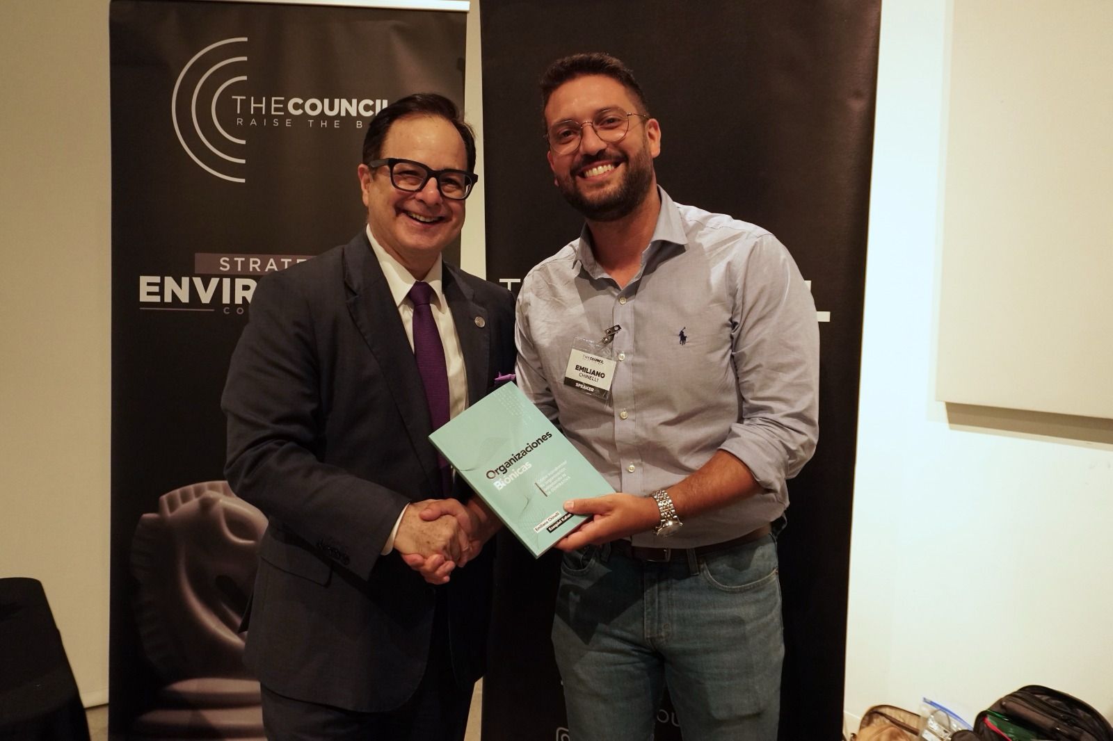 Emiliano Cinelli expone sus ideas y experiencias ante miembros de The Council en Miami