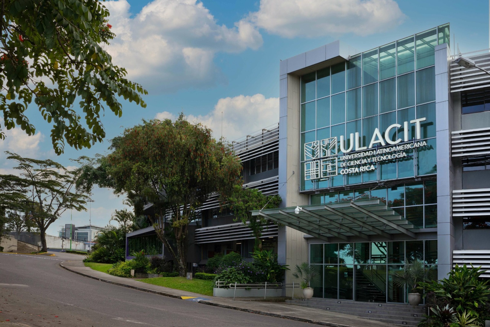 ULACIT Job Fair 2025: Un puente entre talento y grandes empresas