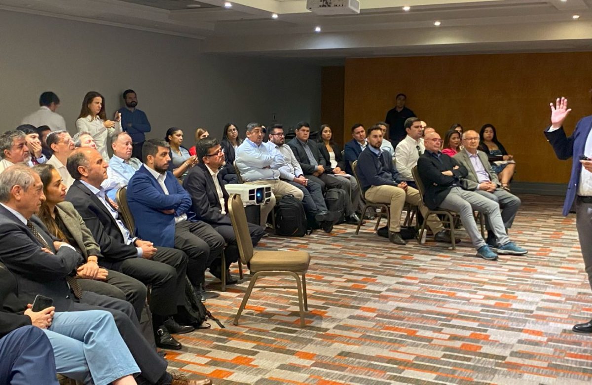 Juan Lara, director regional de Crowe Global, compartió su visión sobre la inteligencia artificial