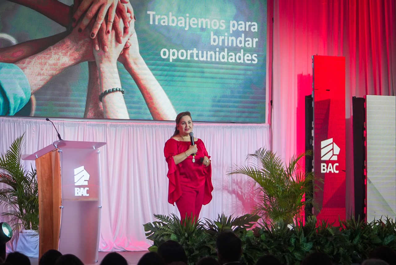 Mujeres BAC capacitó en el 2024 a más de 2.000 emprendedoras e impulsa productos sostenibles enfocados en esta población