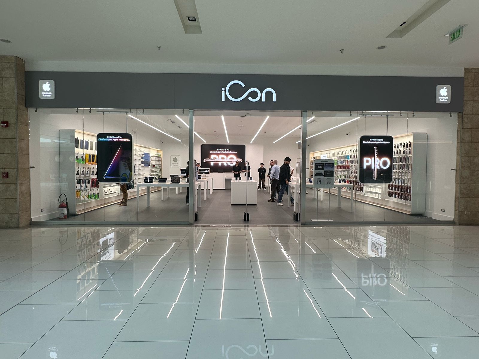iCon inaugura la primera tienda Apple Premium Partner (APP) en Costa Rica