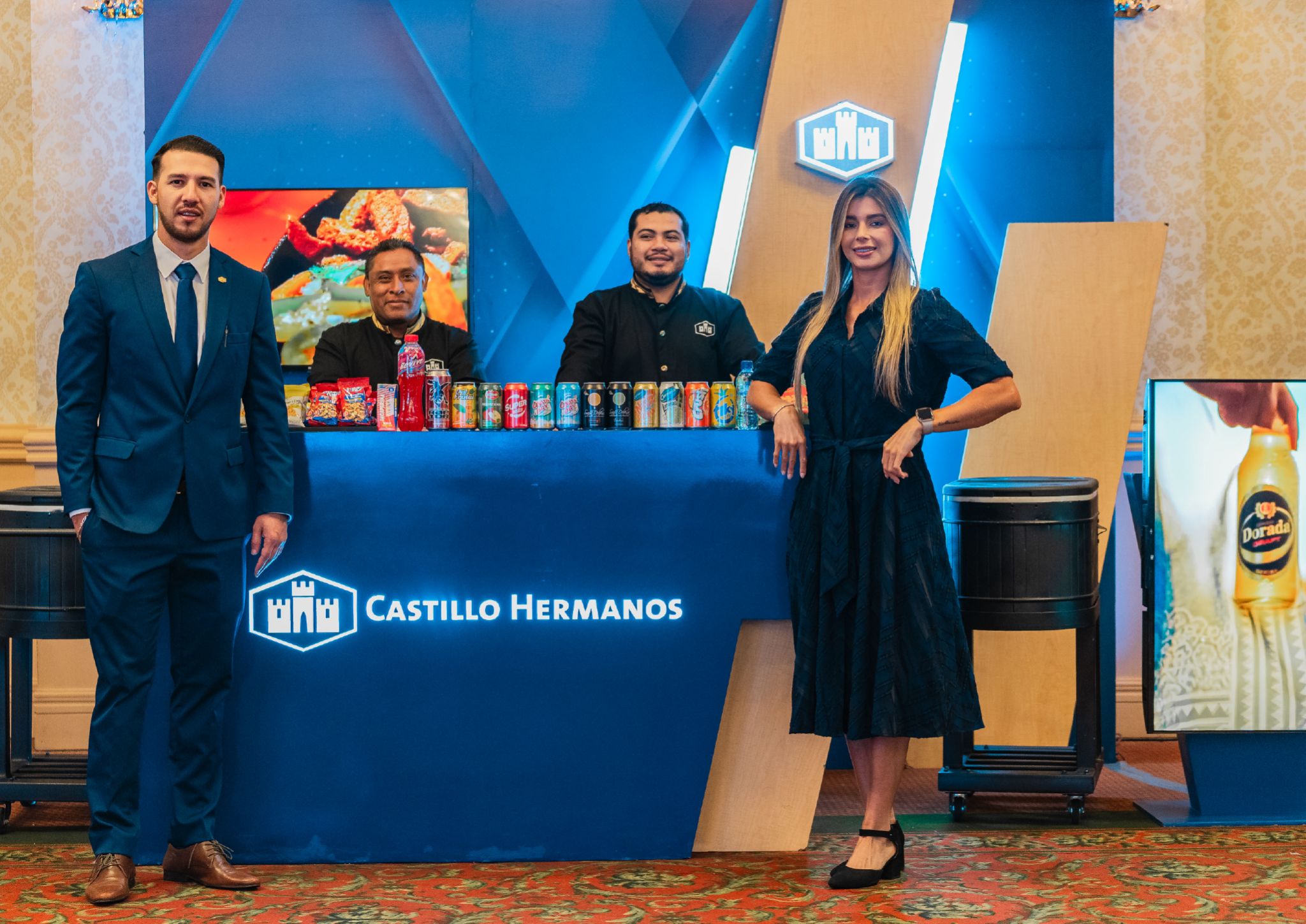 Roberto Lara, CEO de Castillos Hermanos, felicita al equipo de sus marcas por reconocimiento