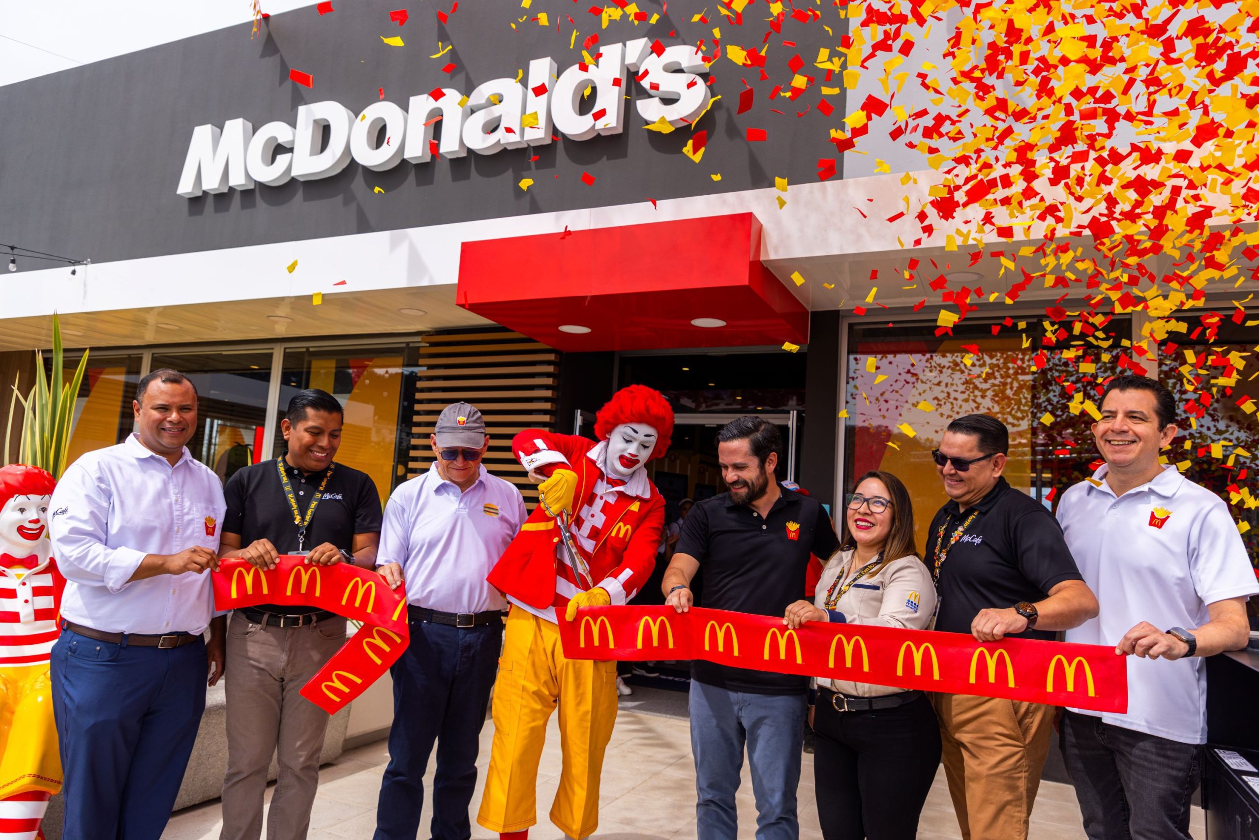 McDonald’s inaugura su restaurante #116 en Guatemala con innovaciones y compromiso ambiental