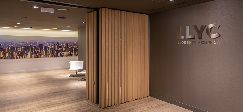 LLYC gana 9 millones de euros en 2024, un 7,2% más