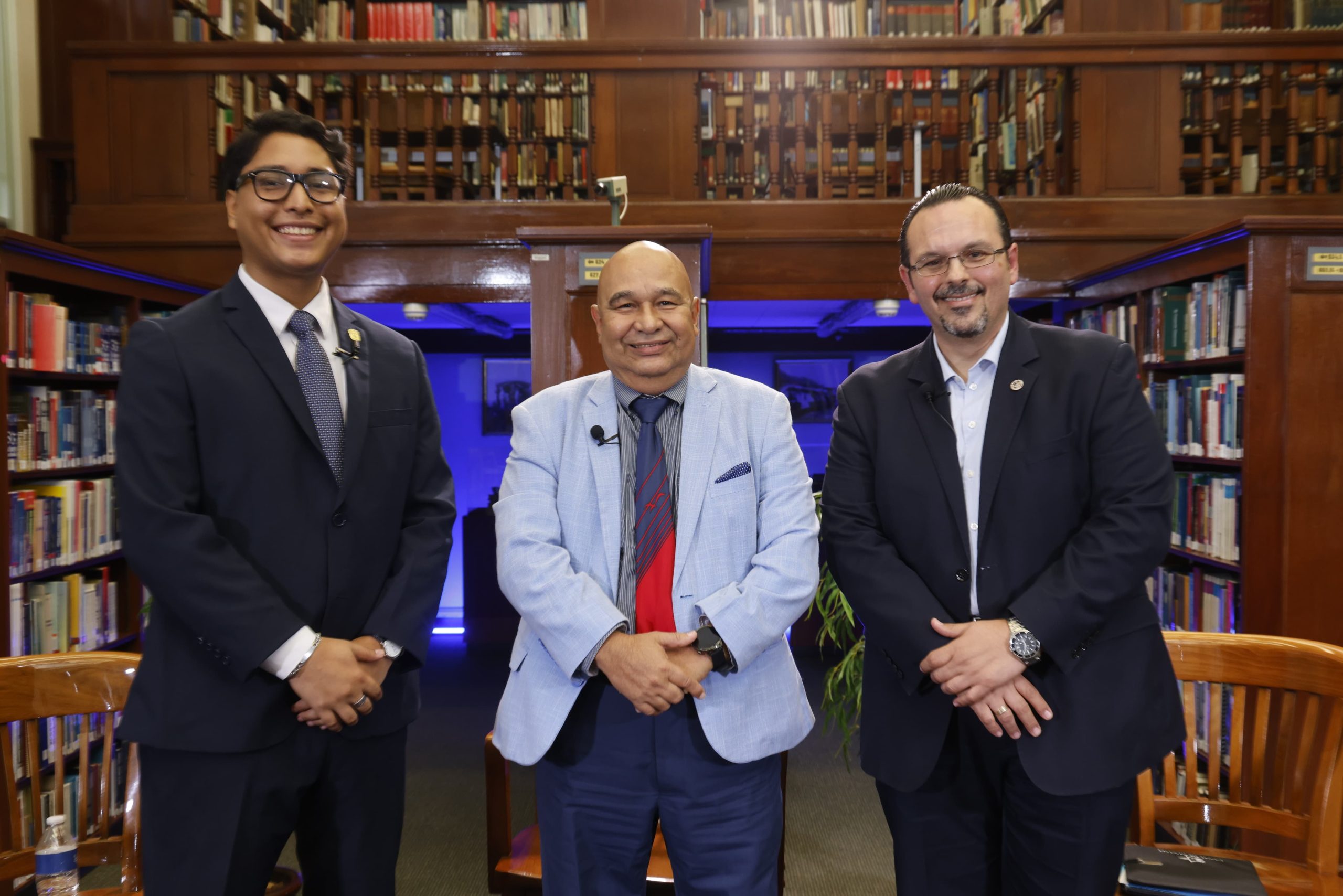 Lectura continuada de los Tratados en el Canal