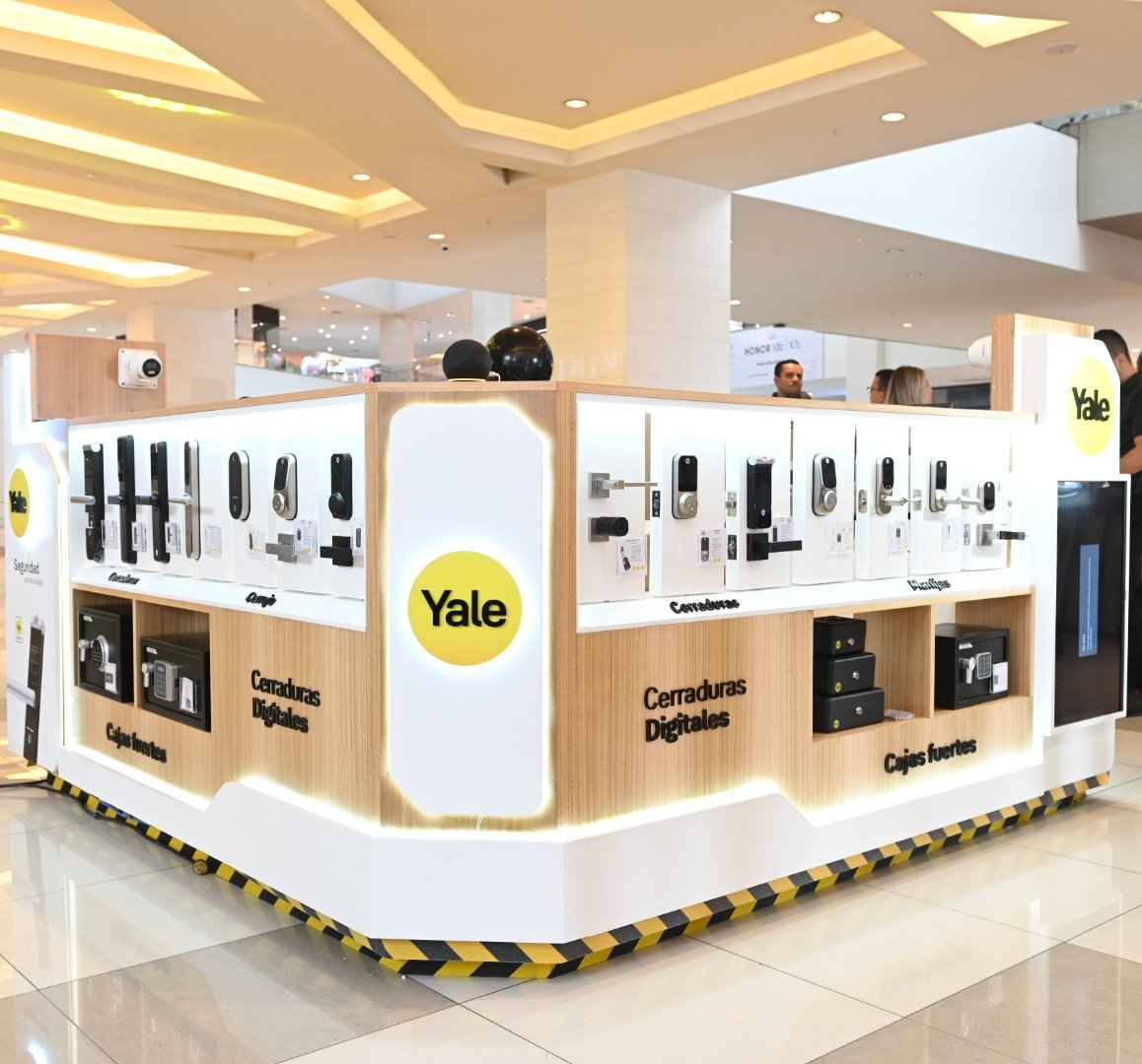 Multinacional sueca Assa Abloy elige a Costa Rica para lanzar su primer modelo de kiosco YALE en Centroamérica