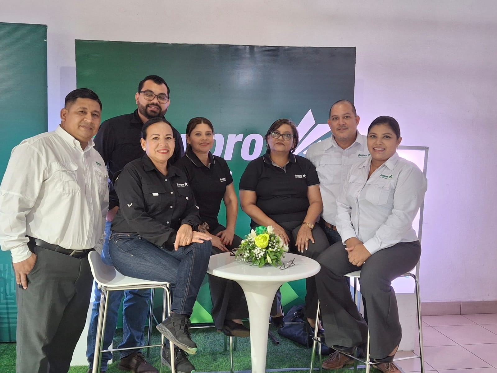 Banpro con productores agrícolas
