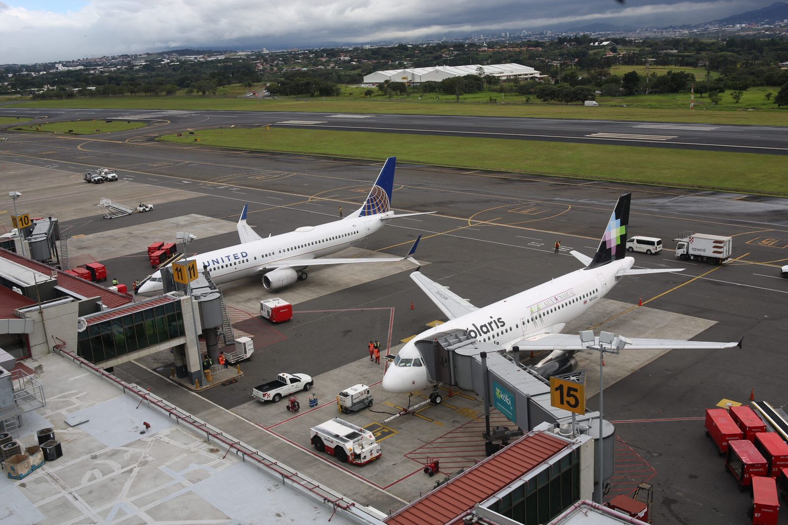 Costa Rica: 2025 cerraría con crecimiento de 1,7% en la visitación por la vía aérea