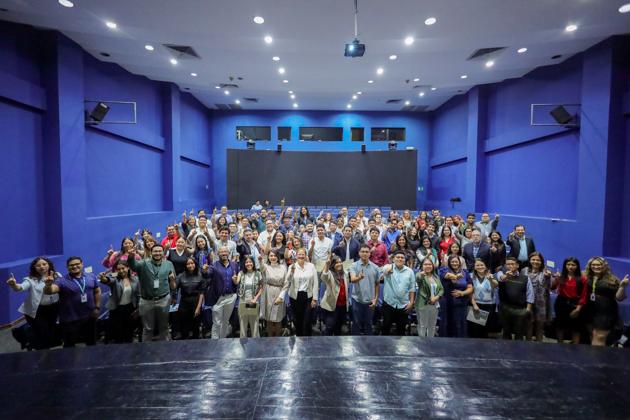 PBS El Salvador lanza la tercera edición del programa de mentorías junto a la Fundación Gloria de Kriete