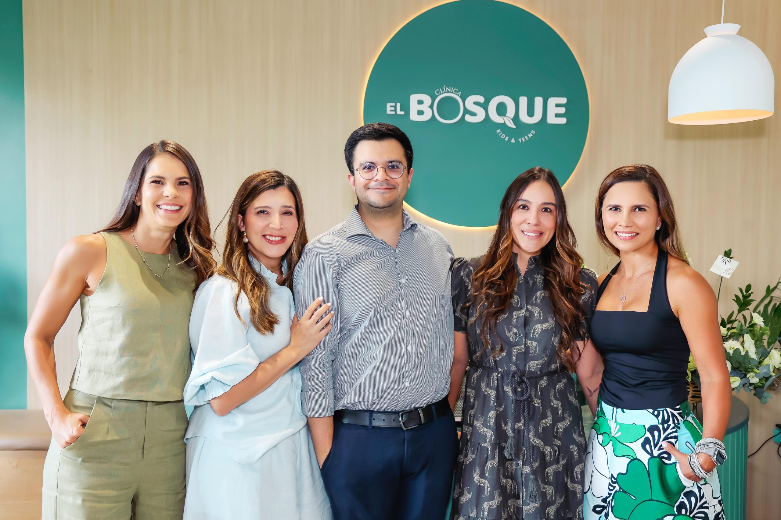 Grupo de emprendedores revoluciona la atención de salud para niños y adolescentes