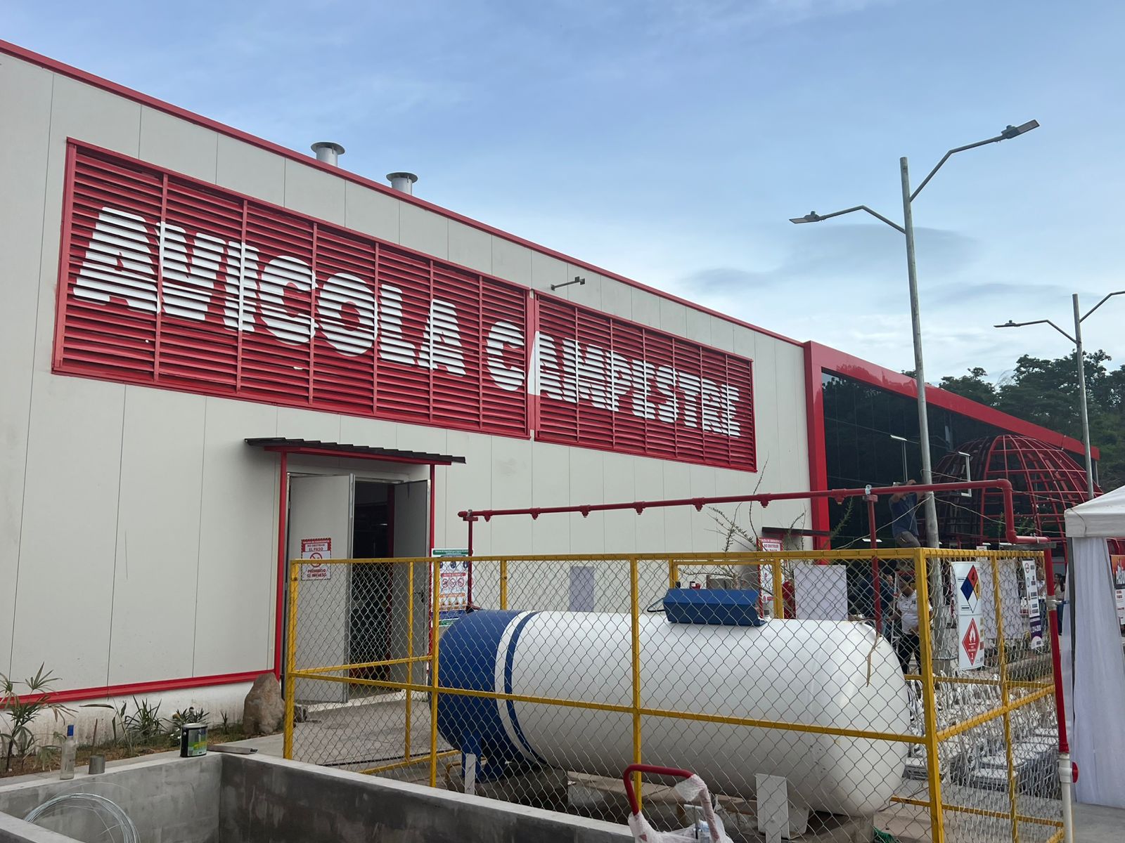 Avícola Campestre invierte más de US$8 millones en una nueva planta de incubación en El Salvador