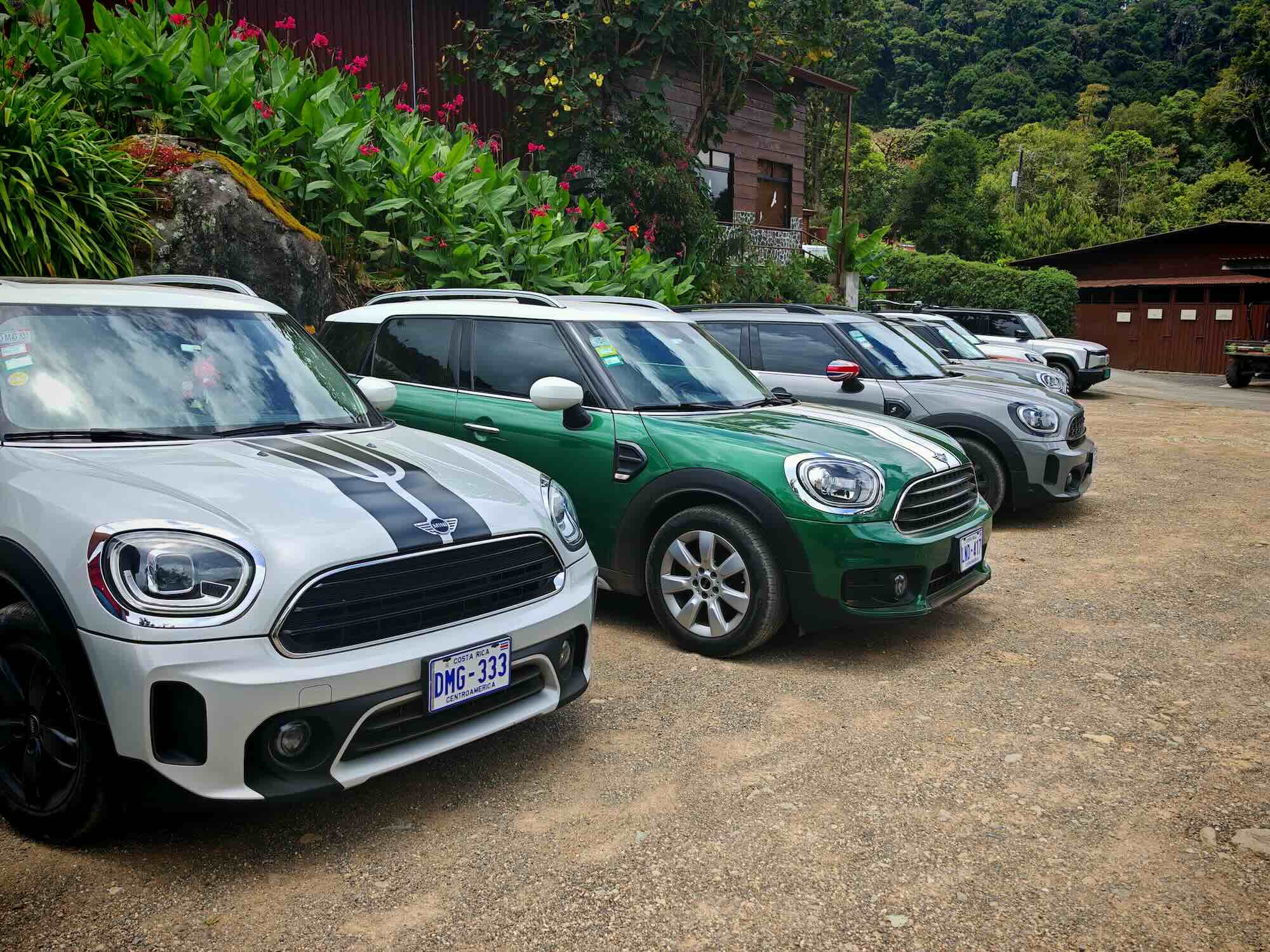 MINI Trip 2025: elegancia y confort sobre ruedas en medio de la naturaleza