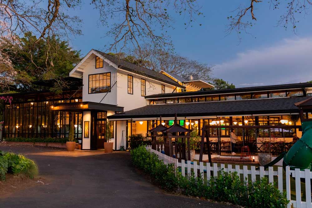 El Novillo Alegre llega a El Salvador con su primera franquicia internacional de la mano de Grupo Cireba