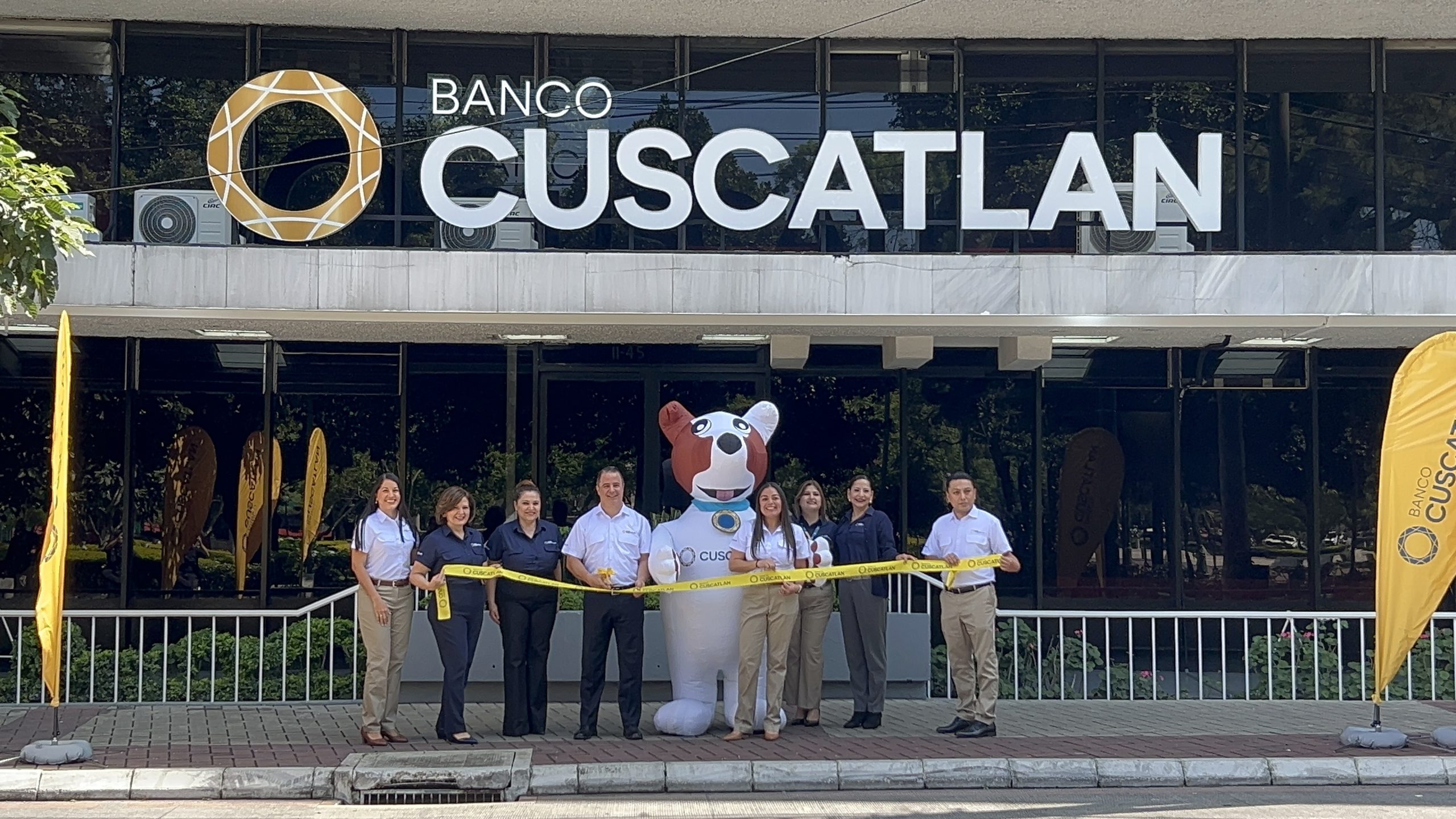 Banco Cuscatlán inicia operaciones en Guatemala