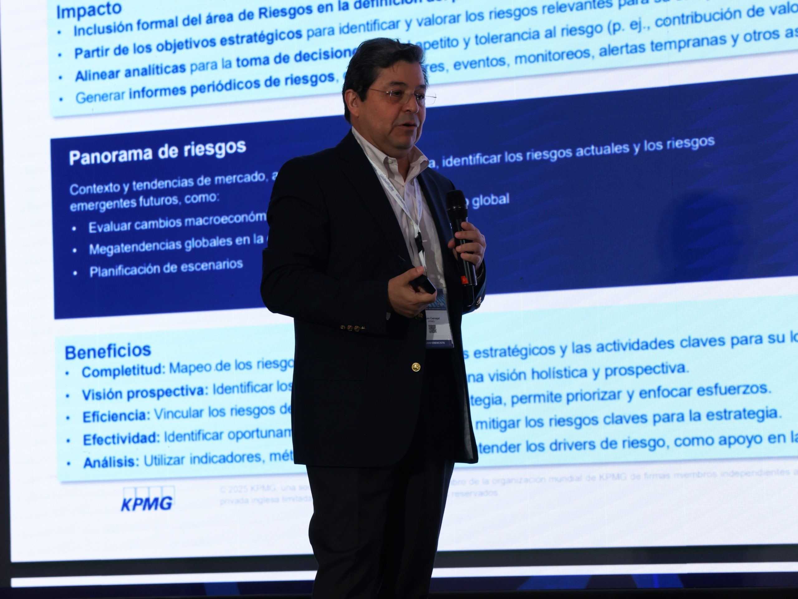 La inteligencia artificial y las alianzas estratégicas impulsan la gestión de riesgos geopolíticos