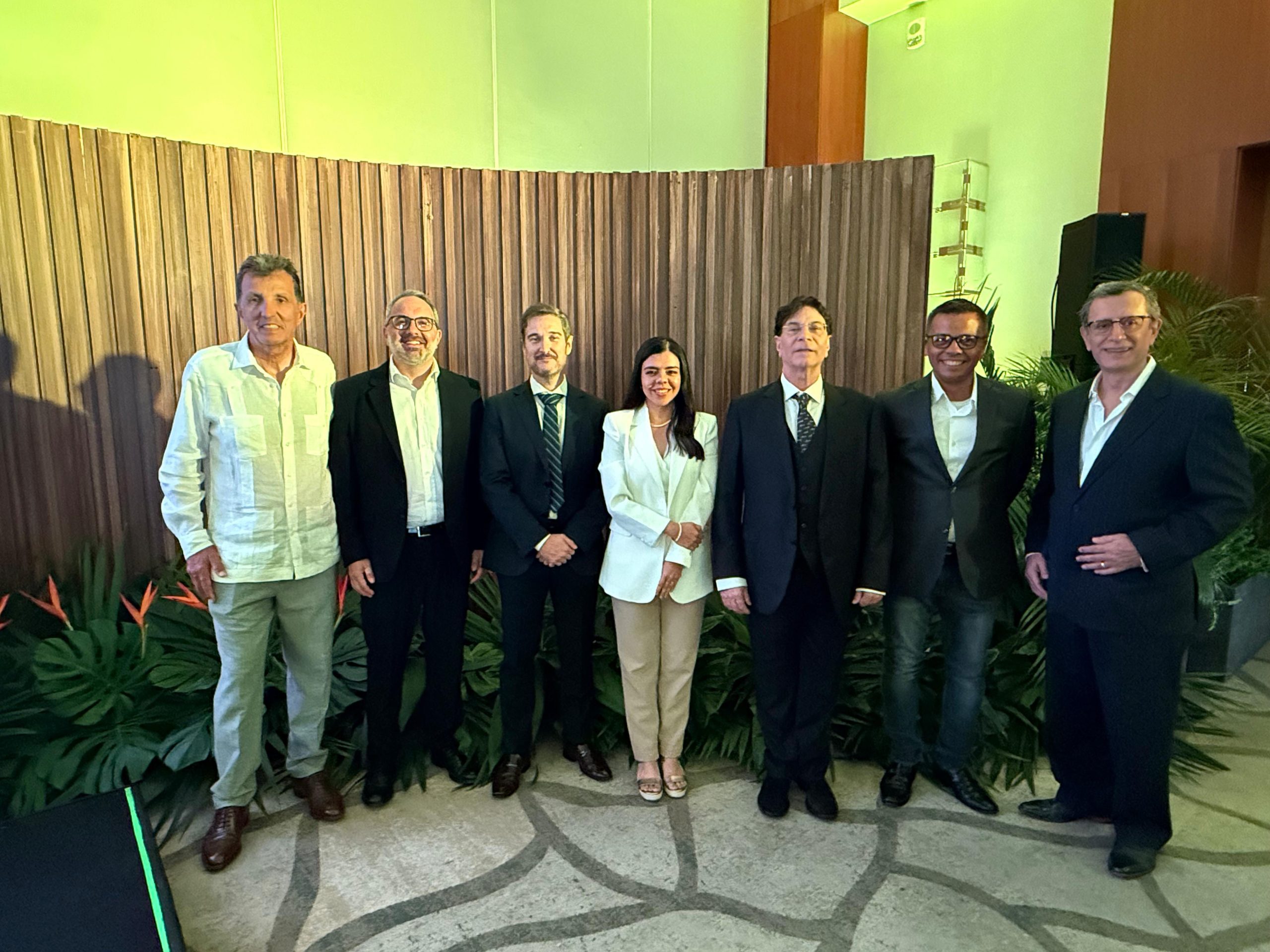 ENEL Guatemala y el Grupo Naiad firman acuerdo de compra de energía