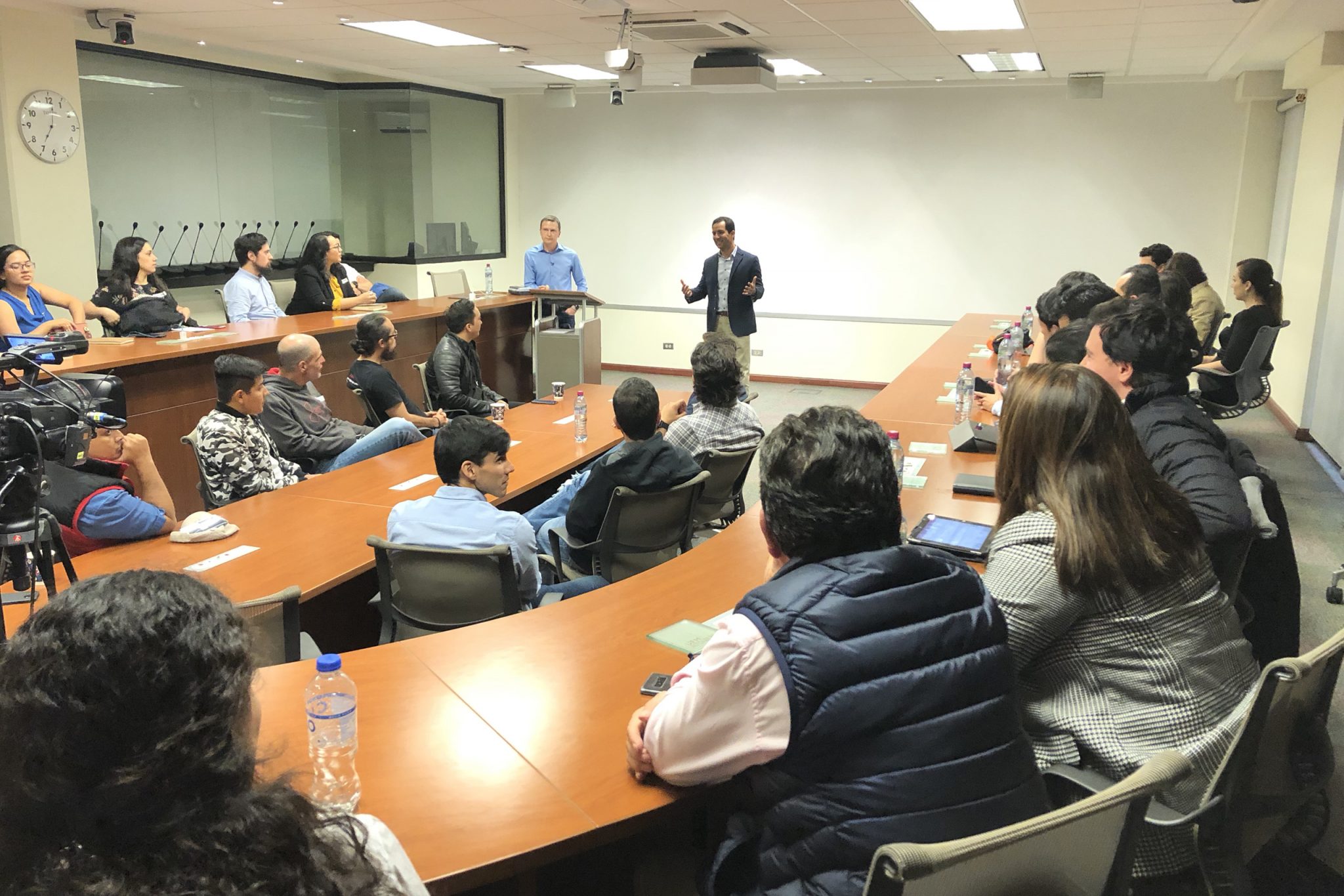 Diseñan programa para la nueva generación de emprendedores en Guatemala