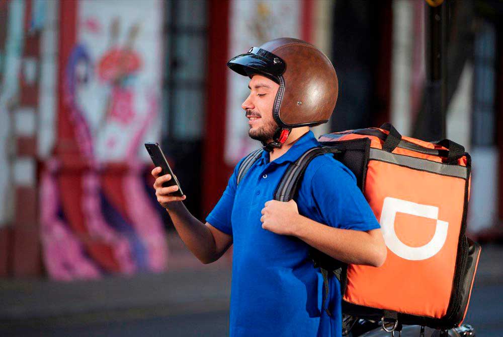 Costarricenses cuentan ahora con más opciones para el envío de paquetes de forma rápida y segura