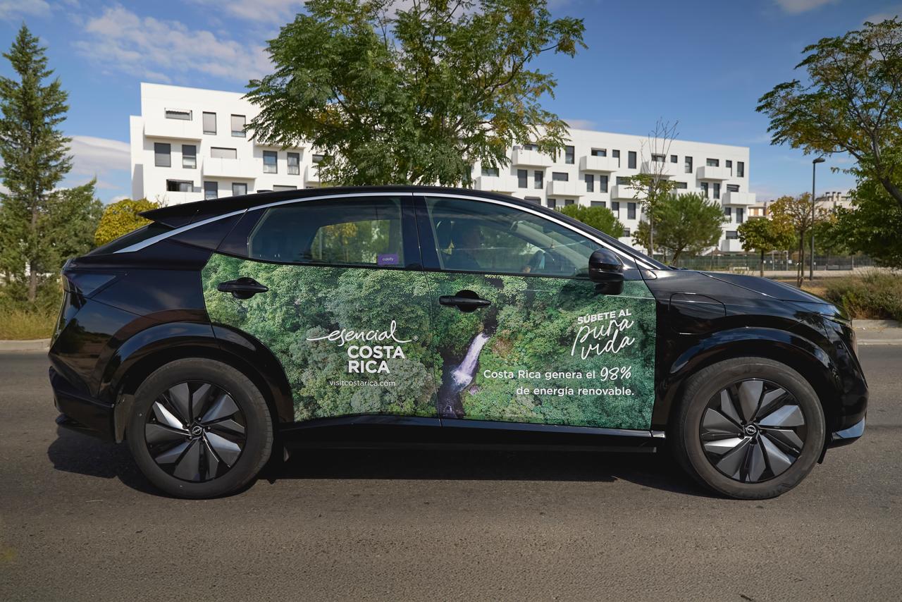 Flotilla de taxis eléctricos promueven a Costa Rica en el corazón de Madrid