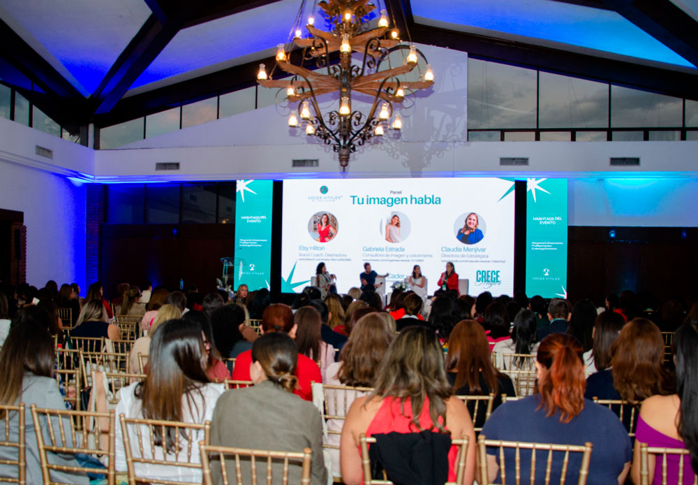 Crece Mujer 2025 fortalece las habilidades de liderazgo de las profesionales actuales