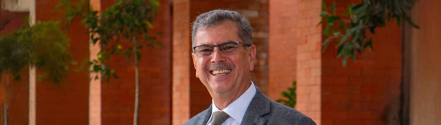 La pediatría y el liderazgo académico de Adib Rodríguez