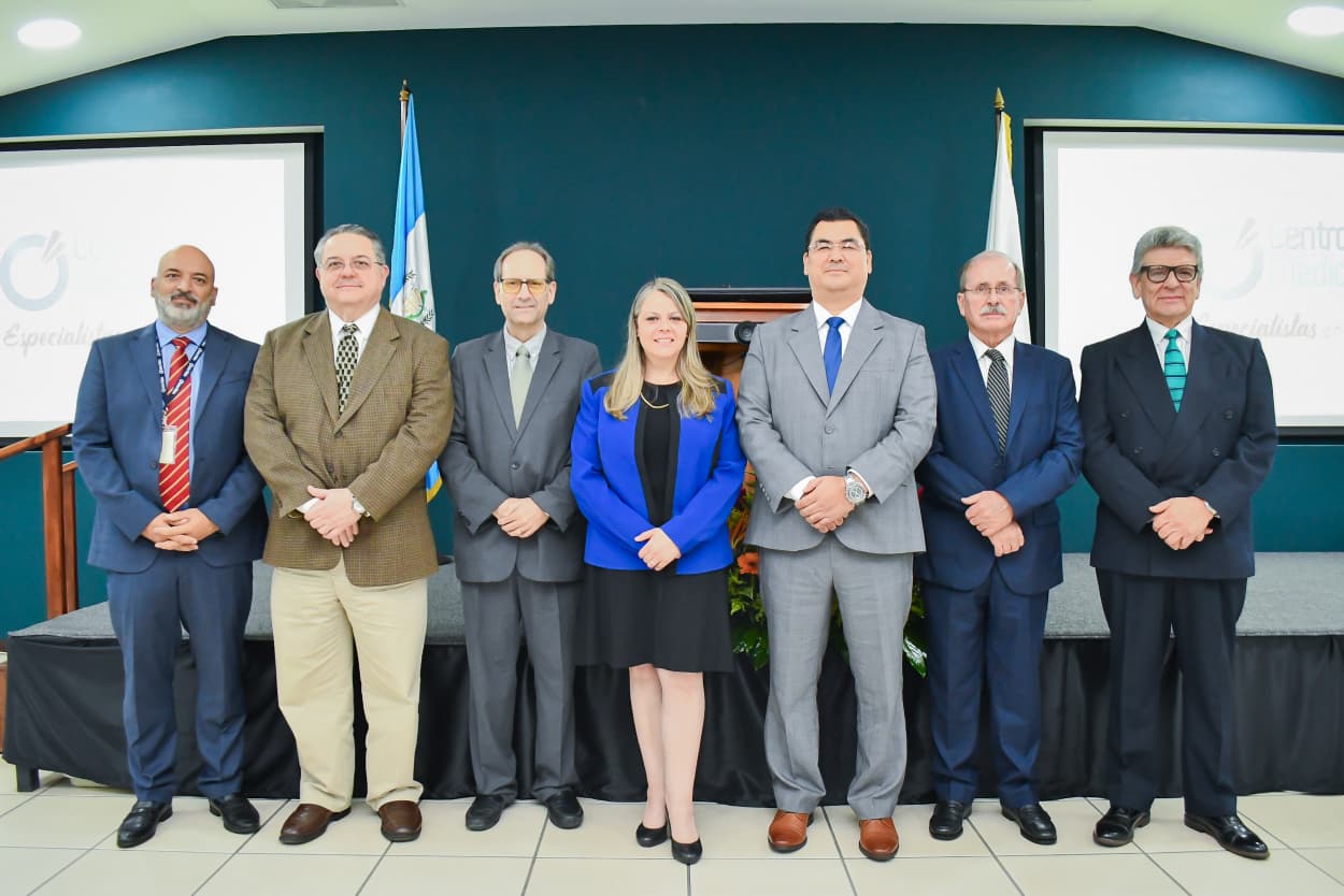 Hospital Centro Médico incorpora a su equipamiento médico el angiógrafo Artis Icono Ceiling