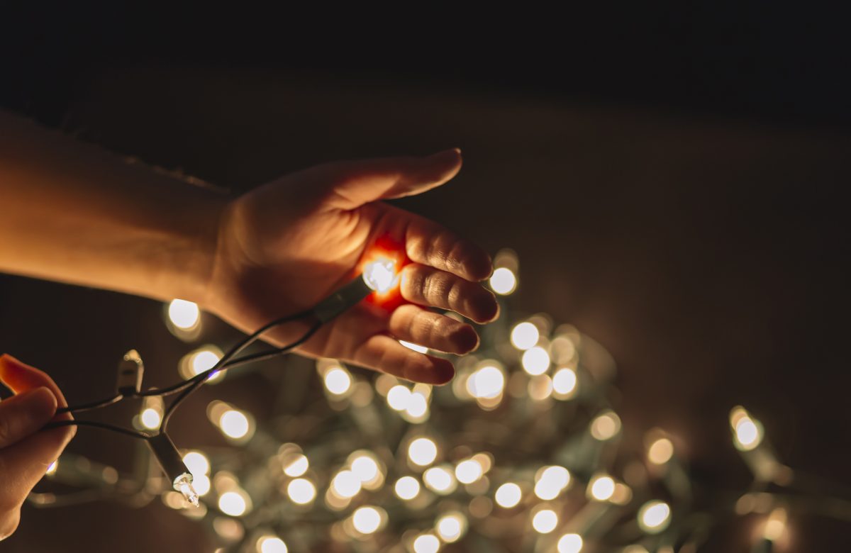 Una Navidad iluminada comienza con instalaciones eléctricas seguras