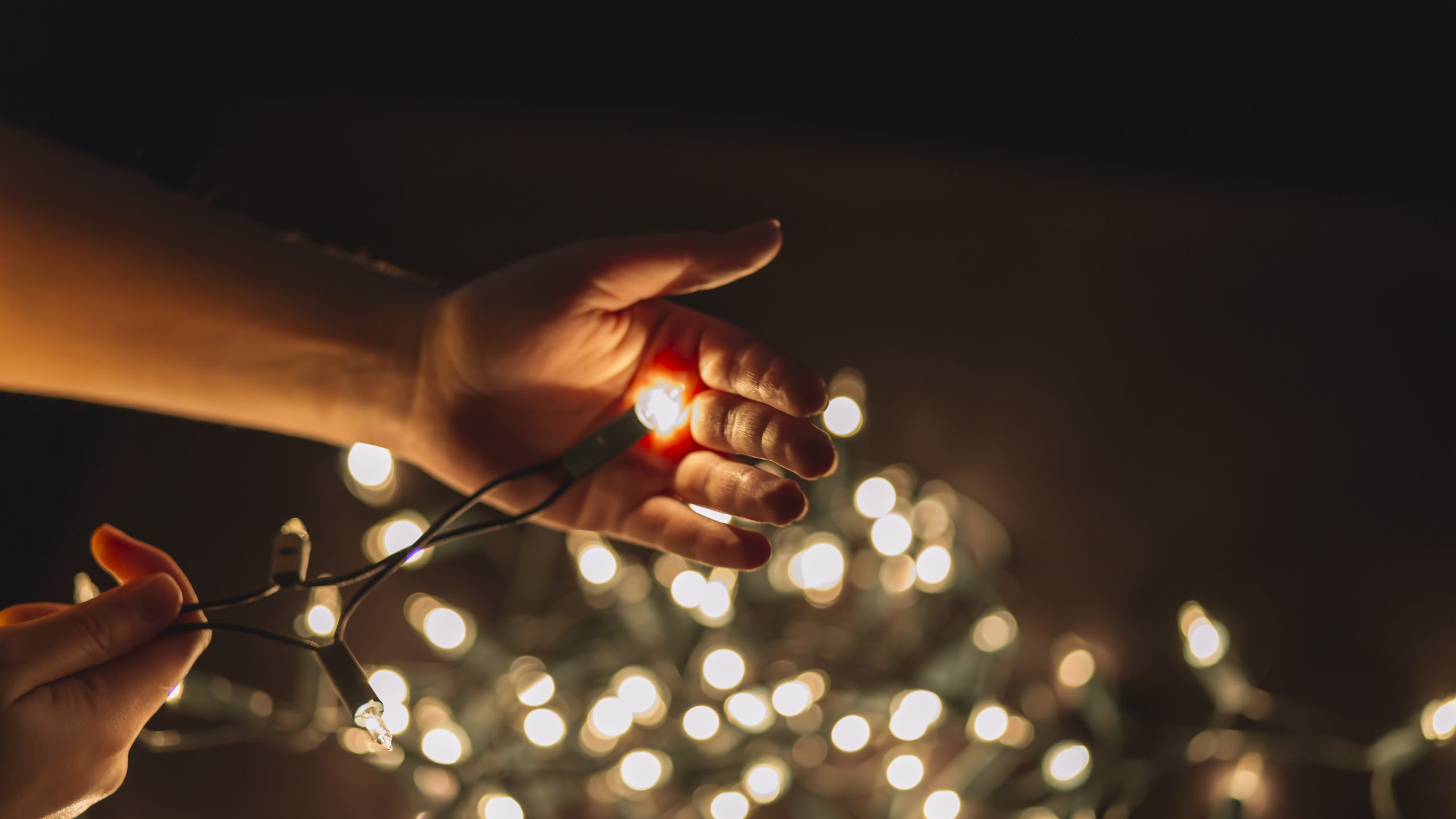 Una Navidad iluminada comienza con instalaciones eléctricas seguras