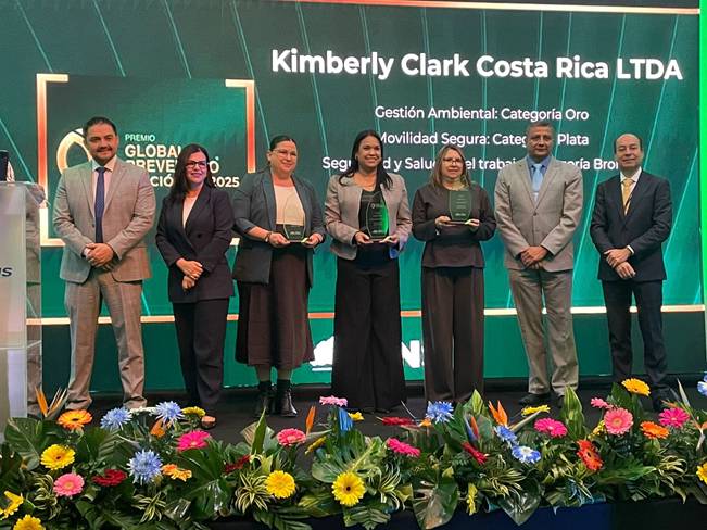 Planta de Kimberly-Clark Costa Rica recibe tres premios Preventico 2025