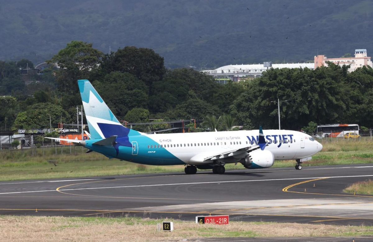 La aerolínea WestJet inaugura una nueva ruta directa entre Canadá y Panamá