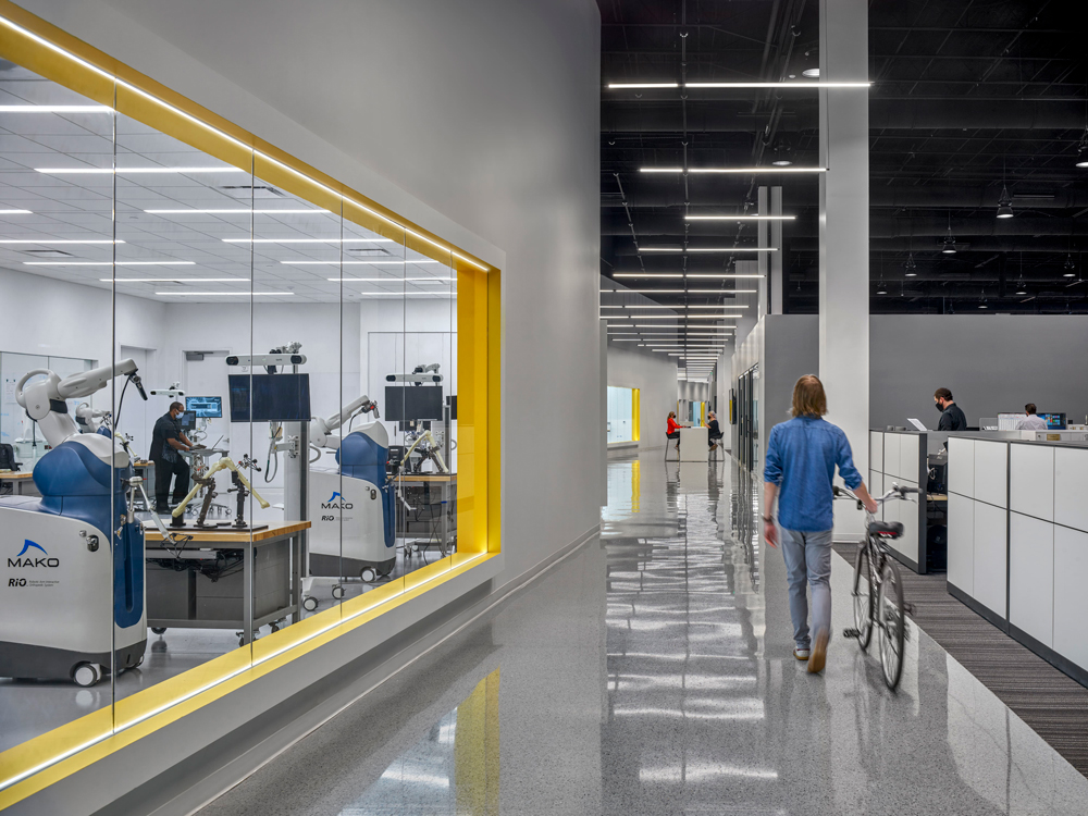 Automatización, autonomía eléctrica y atracción de talento definen el futuro de las zonas francas