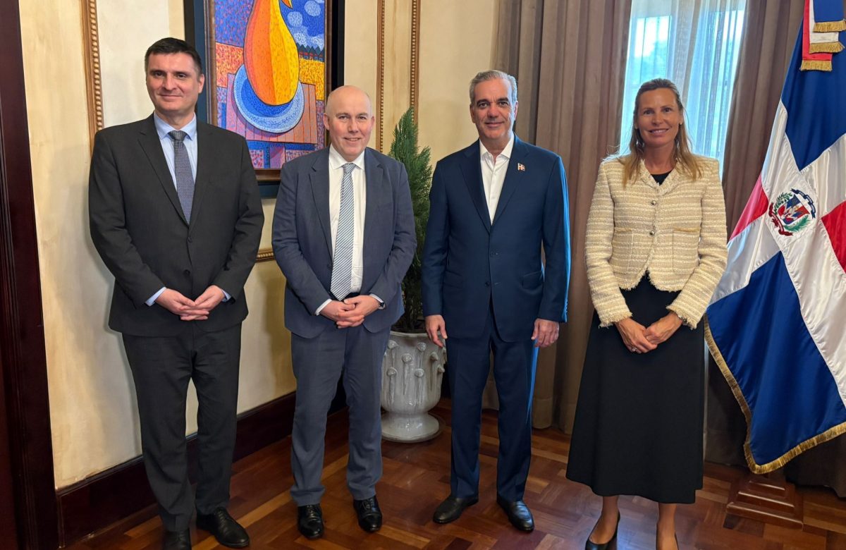 DEG realiza visita a República Dominicana