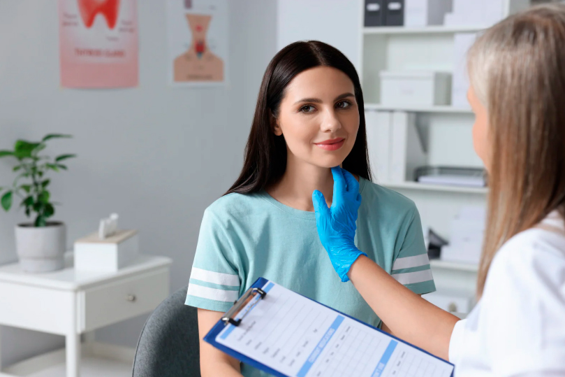 Uno de los cánceres más comunes en mujeres jóvenes puede pasar desapercibido durante años