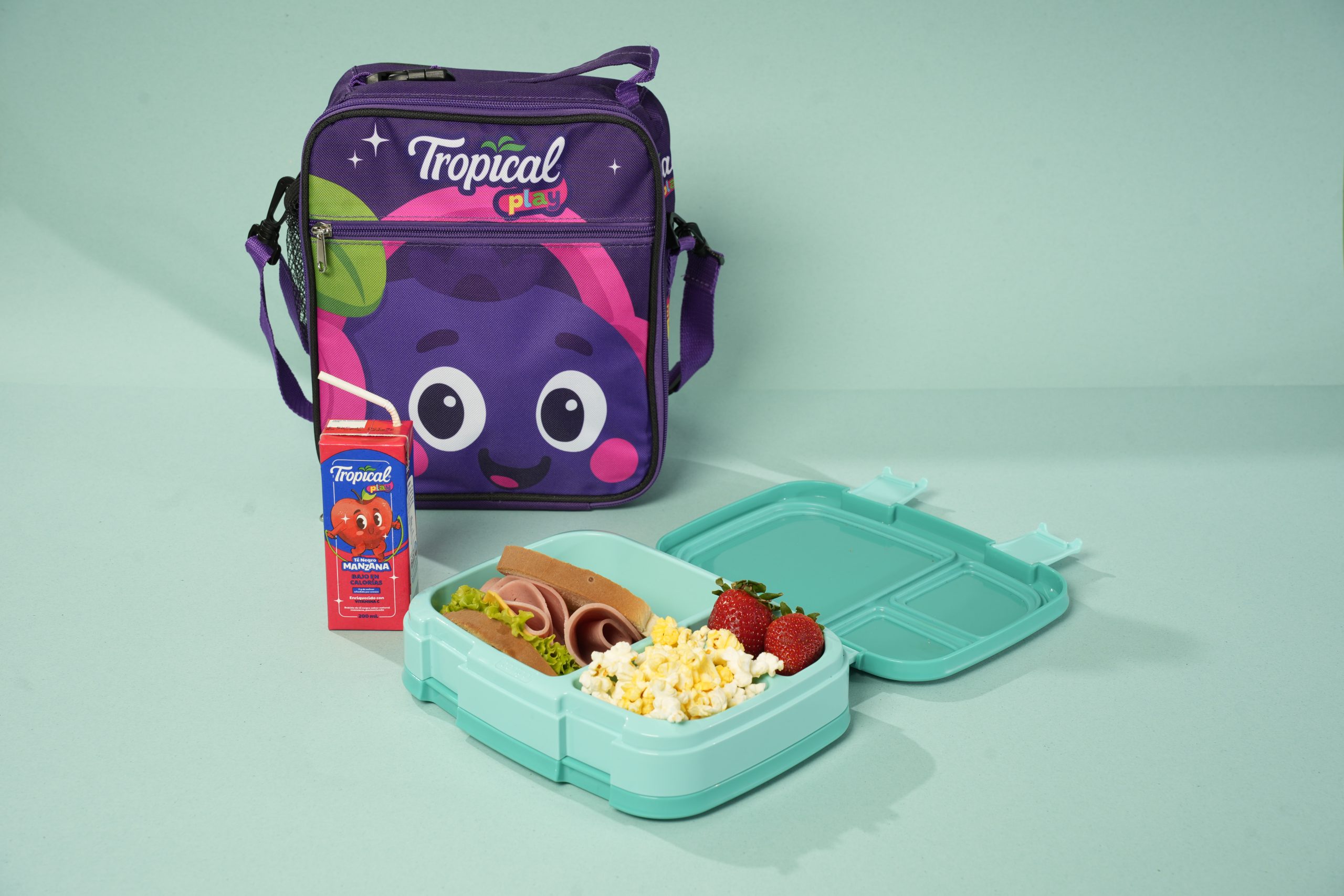 Costa Rica: Tropical Play amplía su portafolio con nuevo sabor de manzana de cara al regreso a clases