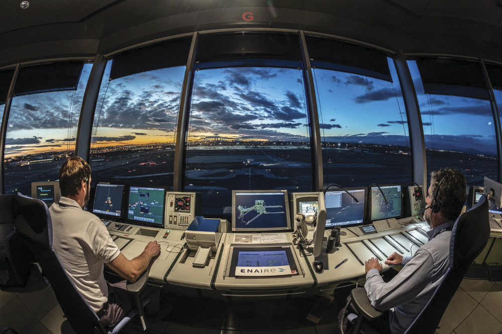 Universidad Galileo, tres carreras que abren camino hacia la industria de la aviación