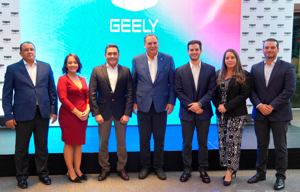 Grupo Viamar introduce la Riddara R6 4×4 en su nueva versión híbrida y enchufable