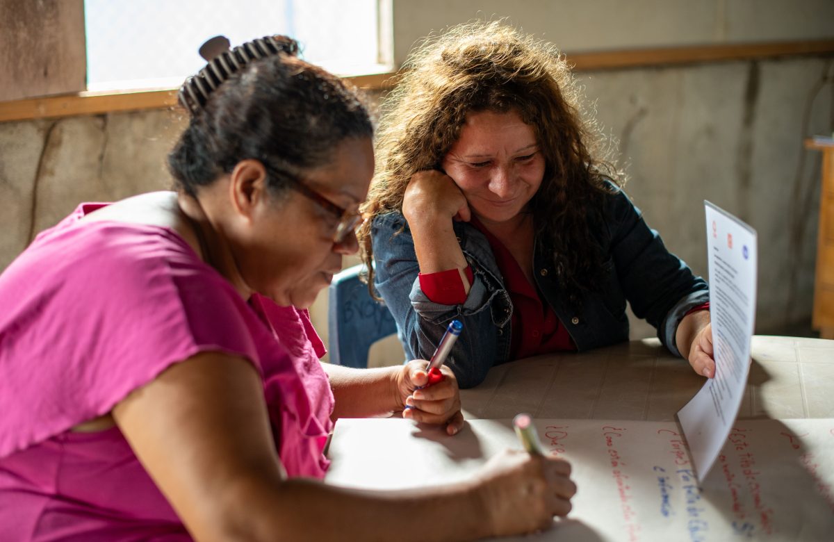 Costa Rica: 160 emprendedoras de Limón recibirán capital semilla para impulsar sus negocios