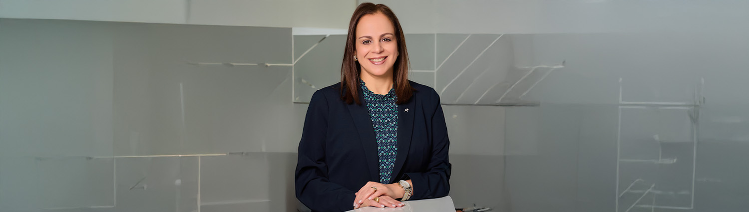 Jacqueline Asfura Mourra: liderazgo femenino que fortalece la confianza