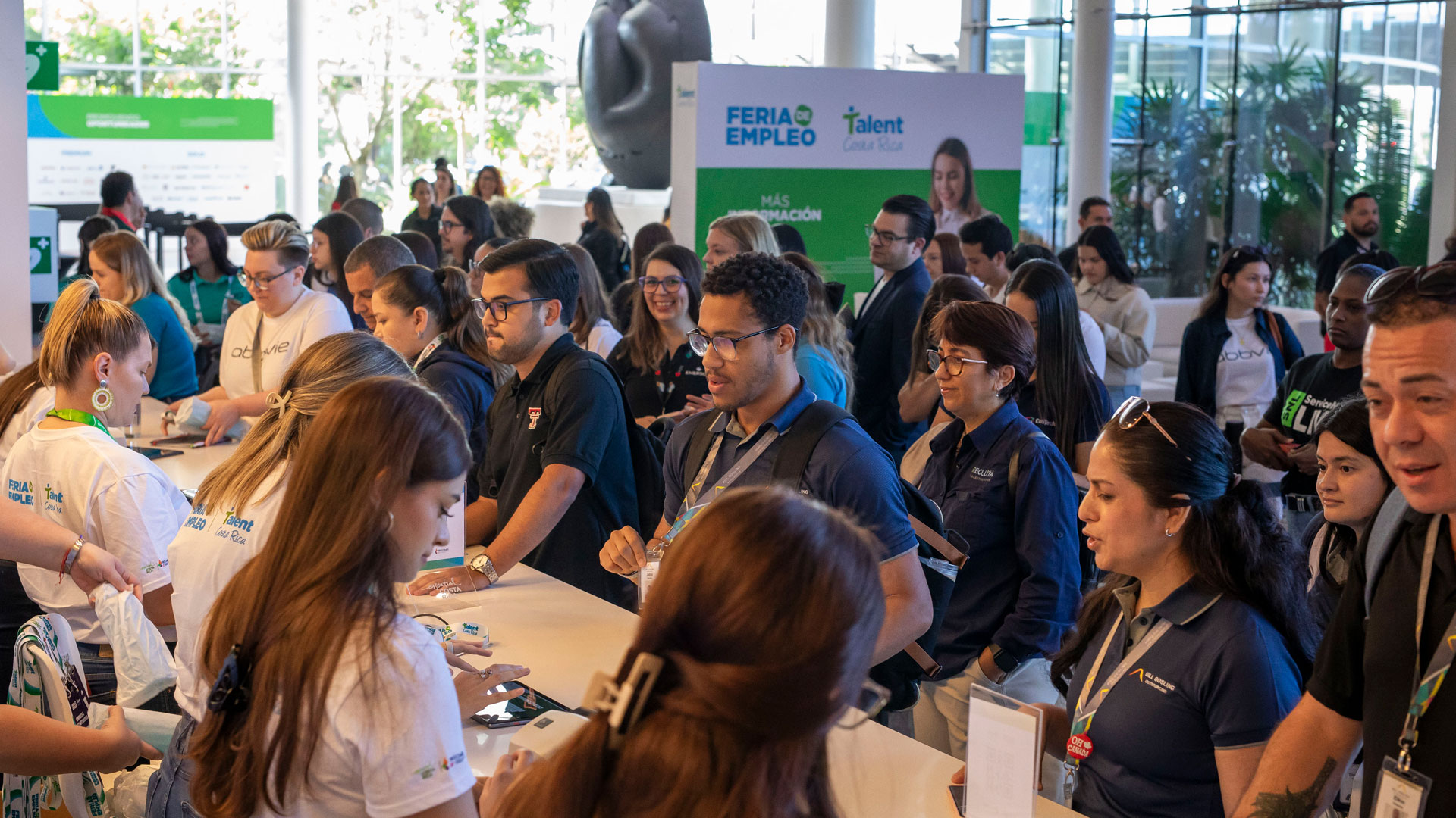 PROCOMER ofrece herramientas gratuitas que le ayudarán con la búsqueda de empleo en Costa Rica