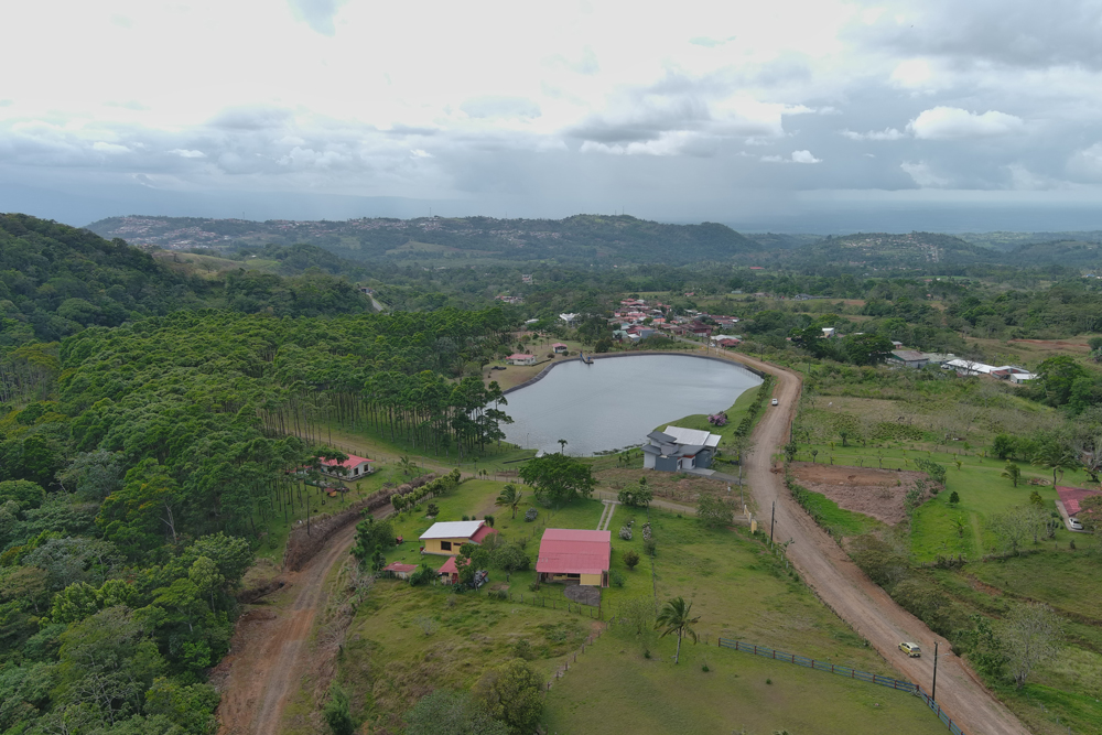 Coopesantos rompe el esquema del mercado eléctrico de Costa Rica