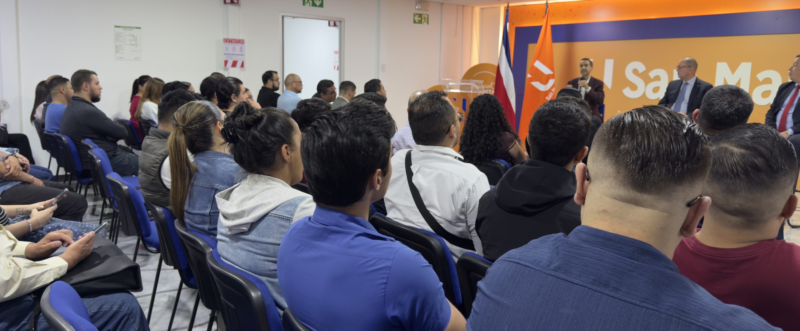 Economía costarricense se transforma impulsada por datos e inteligencia artificial