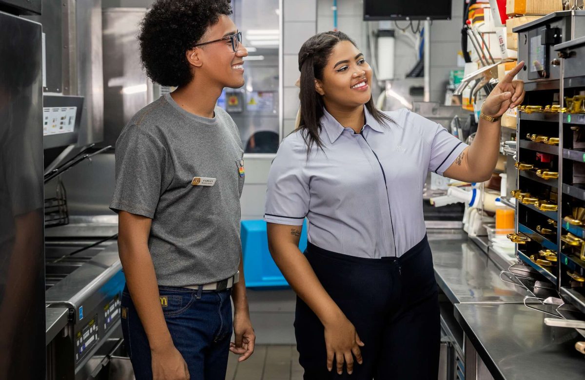 Arcos Dorados promueve oportunidades de primer empleo para jóvenes en Panamá
